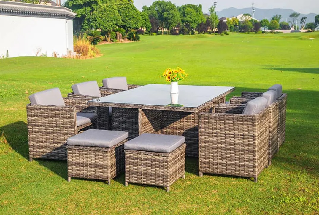 Festa com estilo: descubra luxo e conforto com um conjunto de mesa de jantar de 11 peças